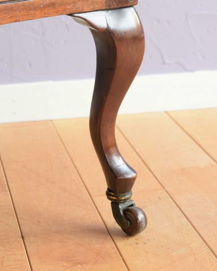 アンティーク椅子の脚