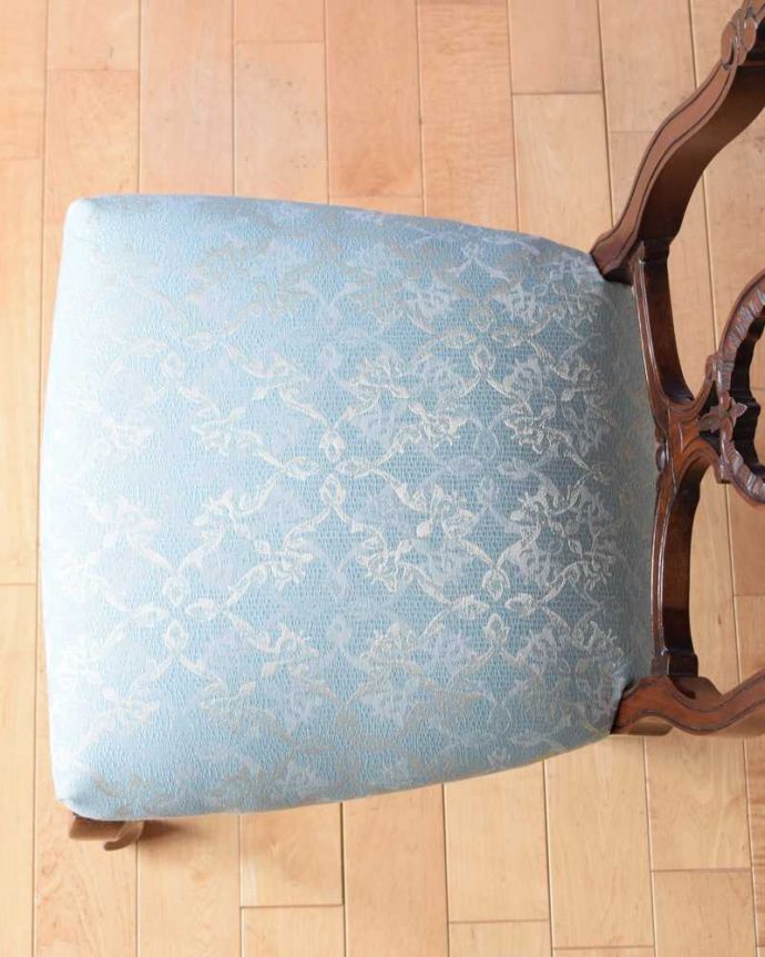 アンティークの椅子の座面