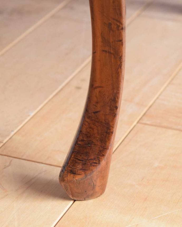 アンティーク椅子の脚