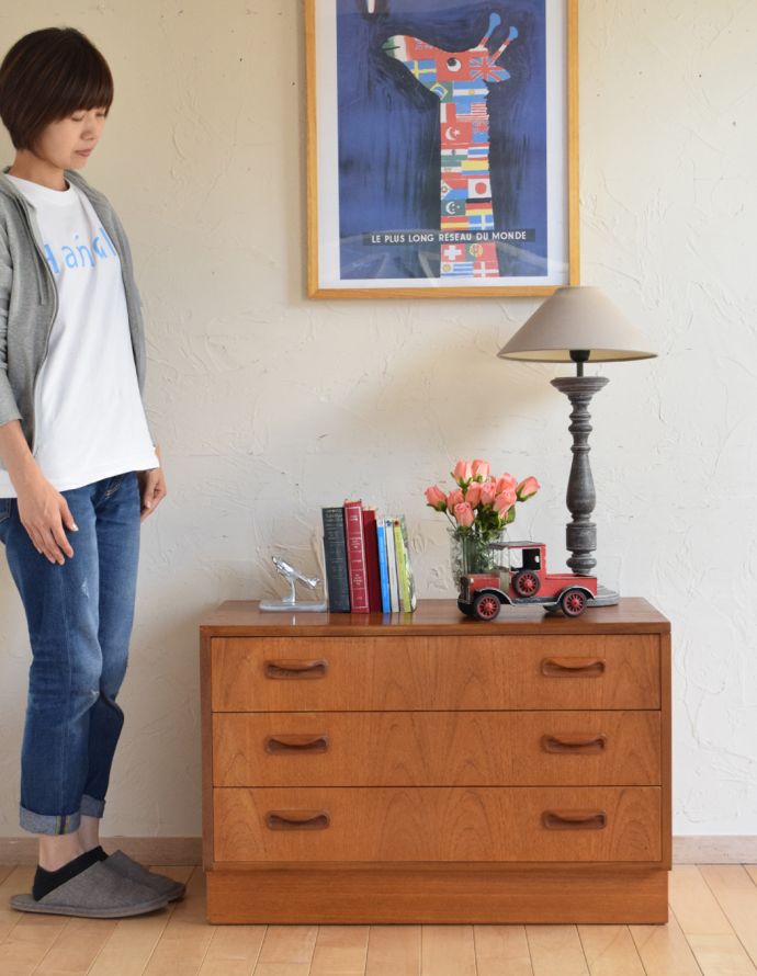 G-PLAN(Gプラン)　アンティーク家具　一番重宝するこのサイズ、G-PLANのフレスコシリーズ、ヴィンテージ家具。スッキリとしたシンプルなデザイン北欧スタイルのデザインは、やっぱり見た目がカッコいい！シンプルなのでどんなお部屋にも似合います。(k-1540-f)