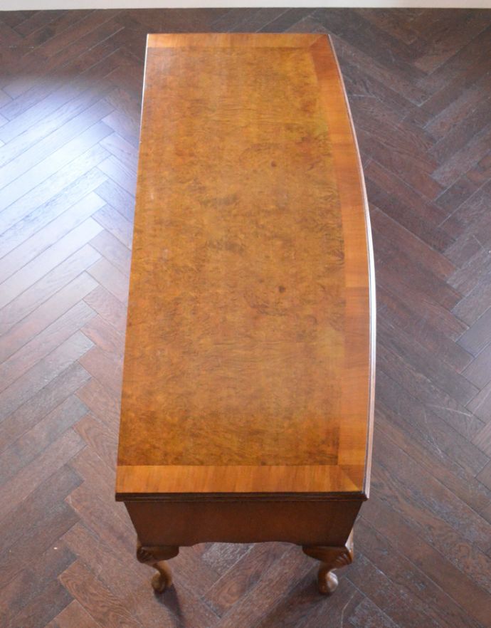 ロイドテーブル アンティーク家具 英国の書斎で使えるアンティーク家具、お仕事も捗る素敵なウォルナット材のデスク 。天板もピカピカにお直ししました。(k-1546-f)