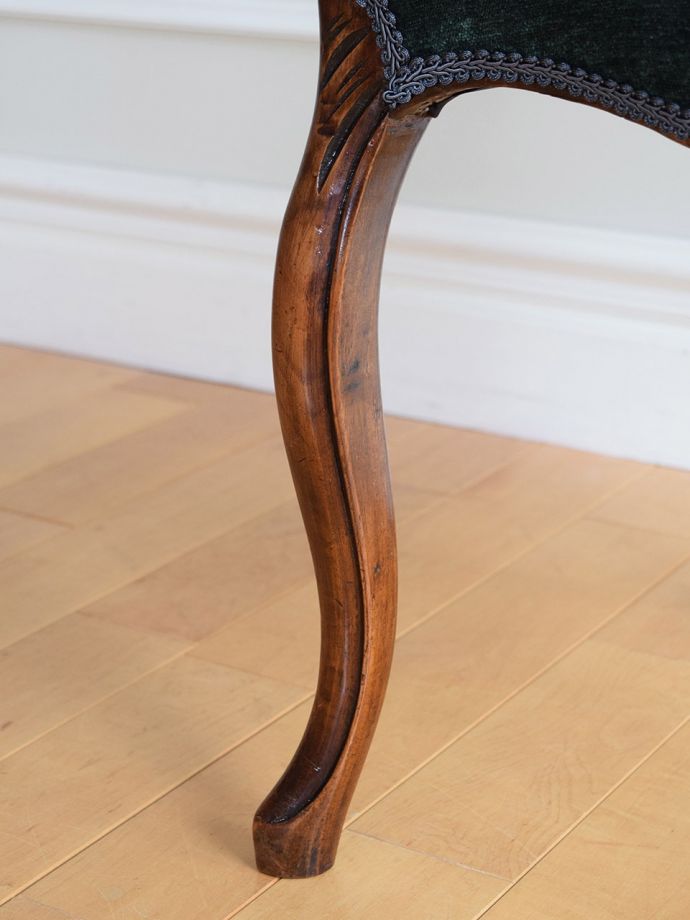 アンティーク椅子の脚