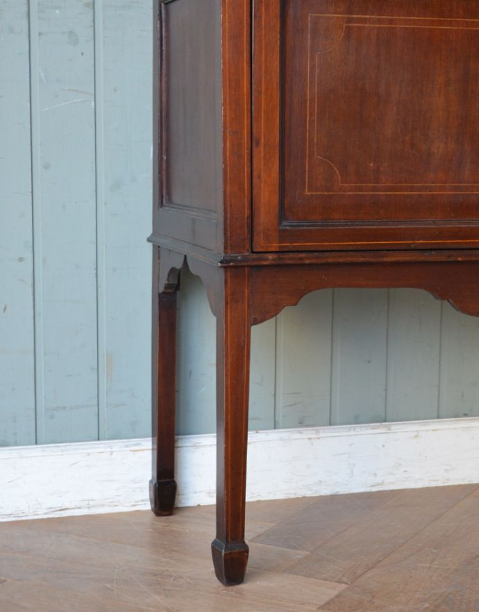 アンティーク家具の脚