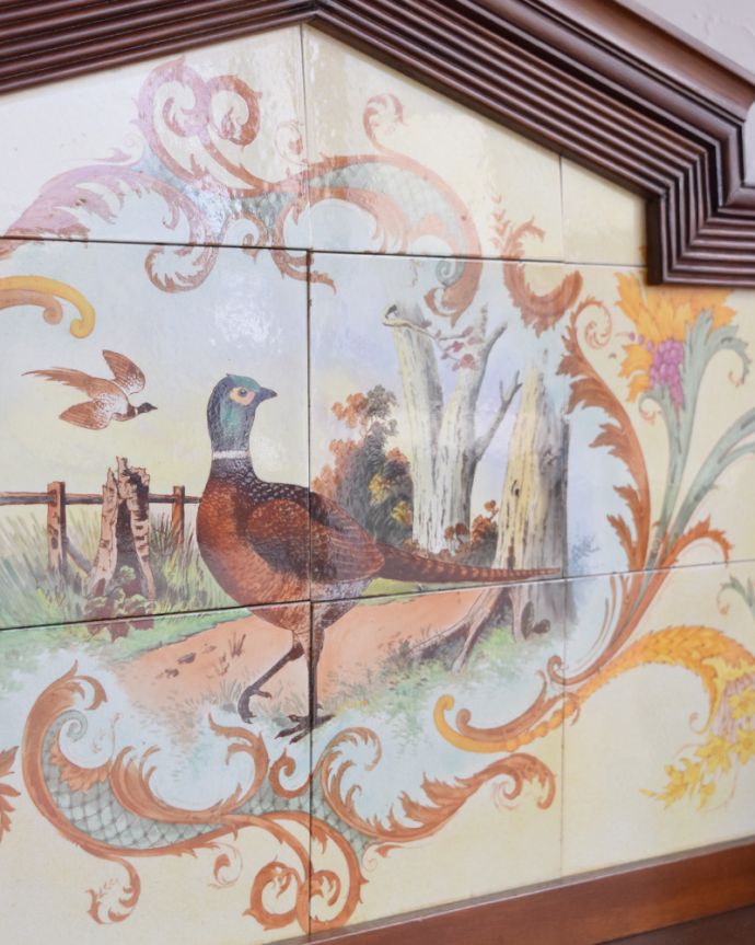 ウォッシュスタンド　アンティーク家具　タイルが美しいアンティークウォッシュスタンド（引き出し付き）、マホガニー材の英国家具。彫がたっぷり。(k-1555-f)