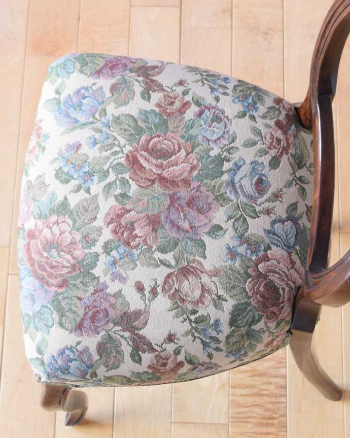 アンティークの椅子の座面