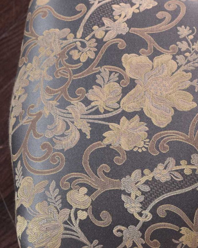 サロンチェアの座面の生地