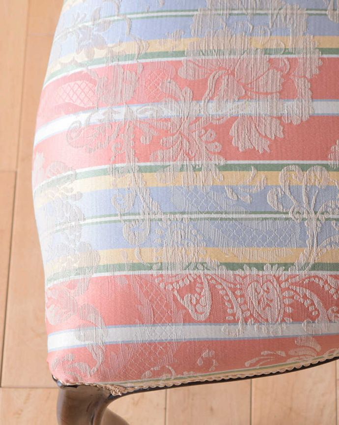 サロンチェアの座面の生地