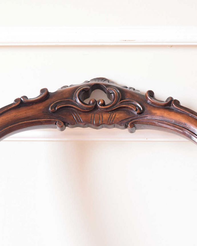 アンティークチェアの装飾