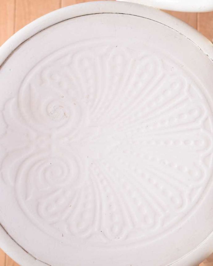 アンティークの椅子の座面の模様