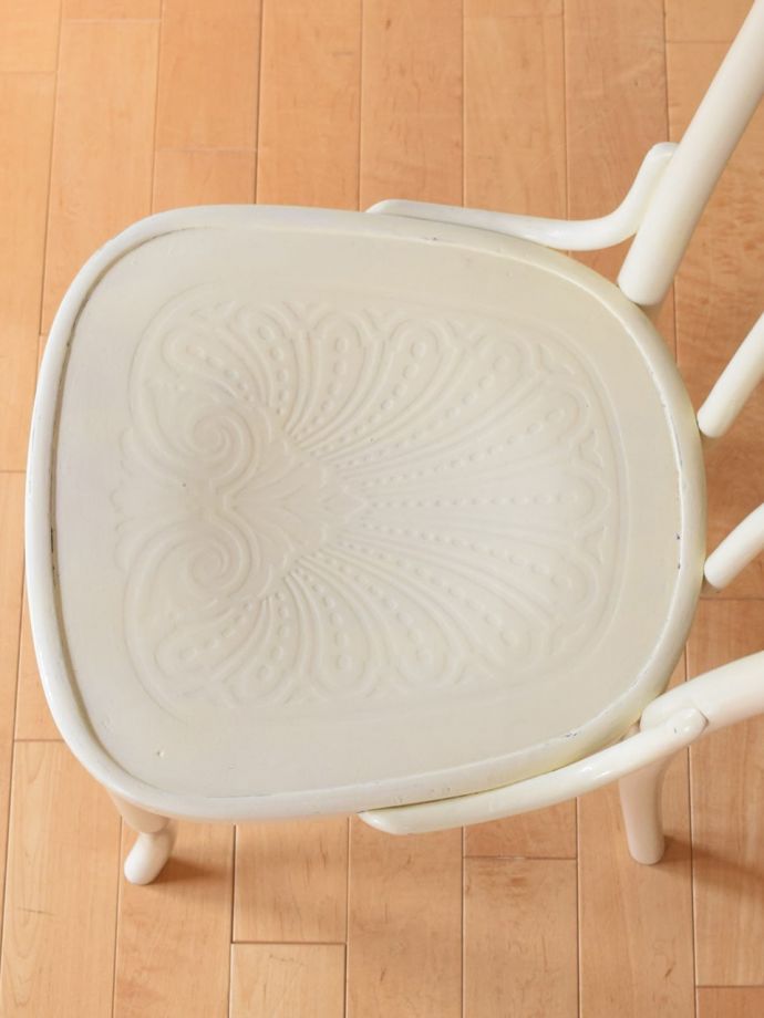 ベントウッドチェアの座面