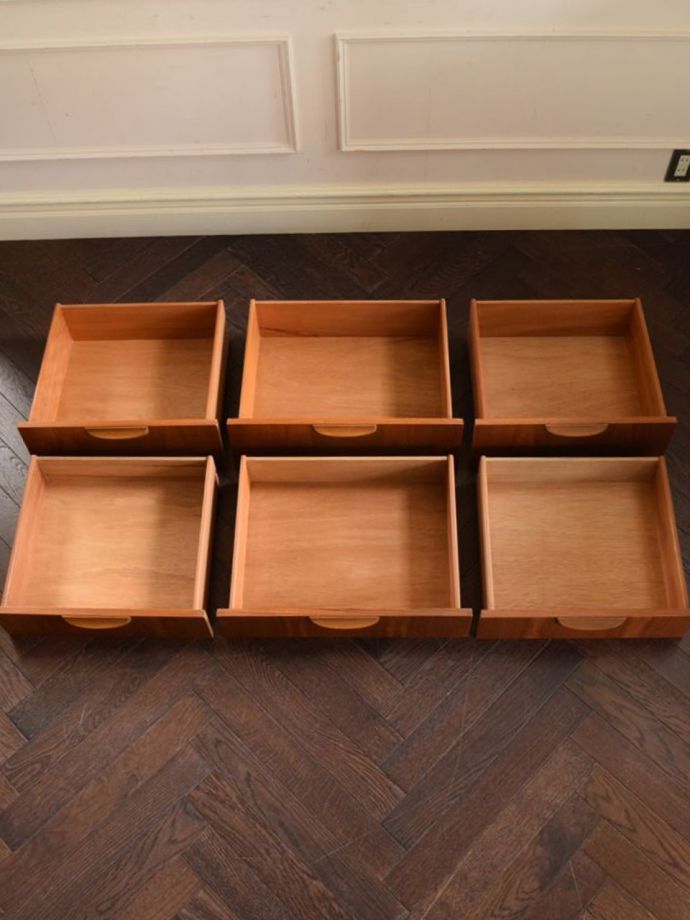 ドレッサーの引き出し