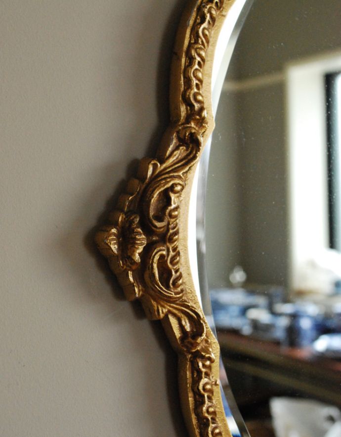 アンティーク フレーム付きミラー　アンティーク雑貨　ゴールドフレームの英国アンティーク、モールディングミラー。現代のミラーの倍くらいの厚みがあるんです。(k-1617-z)