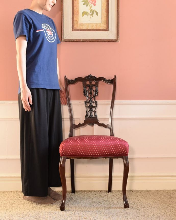 英国アンティークのサロンチェア