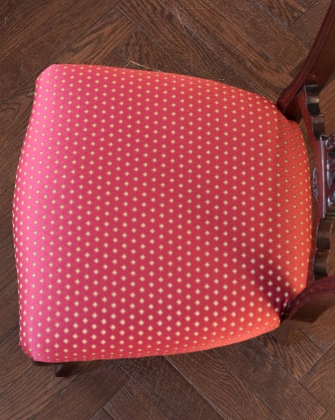 アンティークの椅子の座面