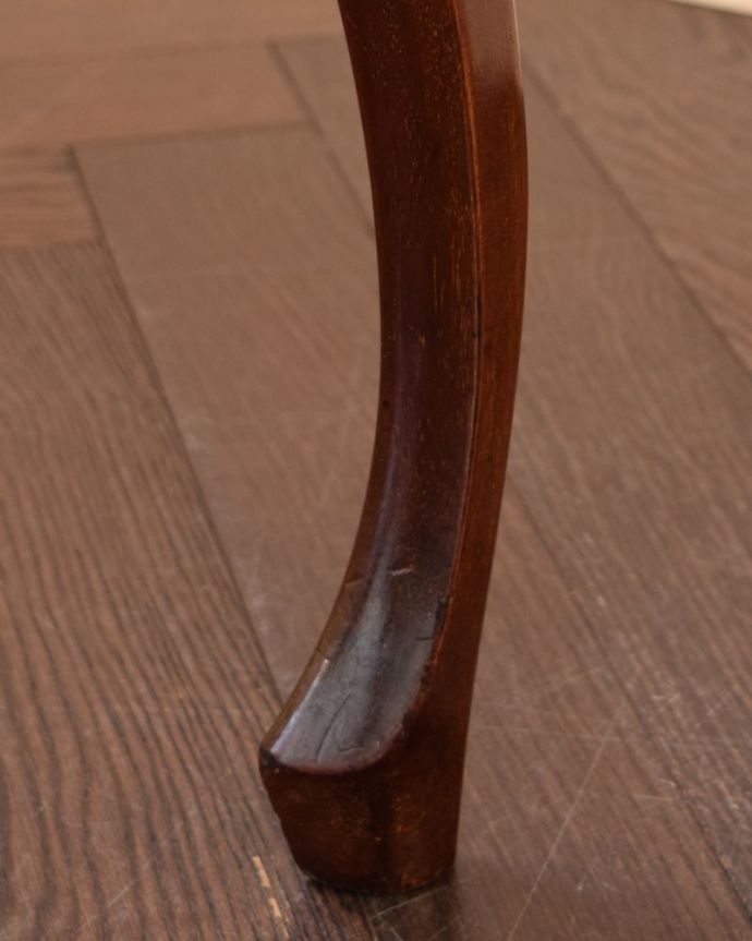 アンティーク椅子の脚