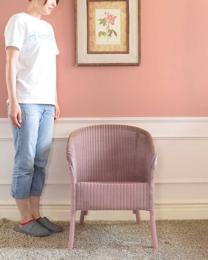 ロイドルーム　アンティーク チェア　丈夫で軽いイギリスアンティークのロイドルームチェア 。ゆったりくつろぎの時間に･･･見て楽しむだけでなく、使って本当の良さがわかるのがロイドルームチェア。(k-1632-c)