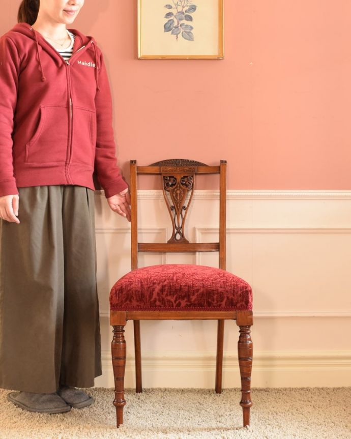 英国アンティークのサロンチェア