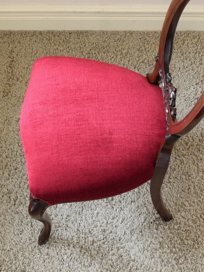 アンティークの椅子の座面