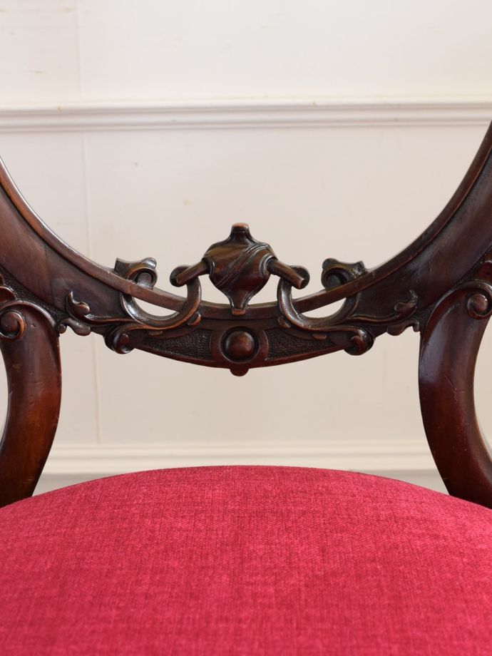 アンティーク家具の装飾