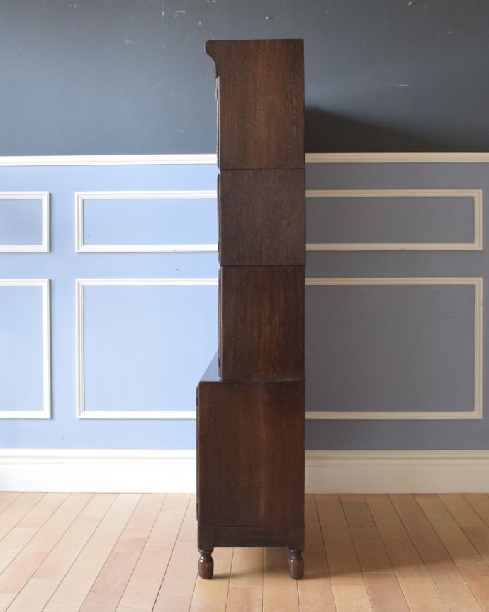 アンティークのキャビネット　アンティーク家具　どこにでも似合うアンティーク家具、英国輸入のスタッキングブックケース。横から見ると･･･横から見るとこんな感じ。(k-1650-f)