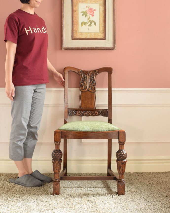 英国アンティークのダイニングチェア