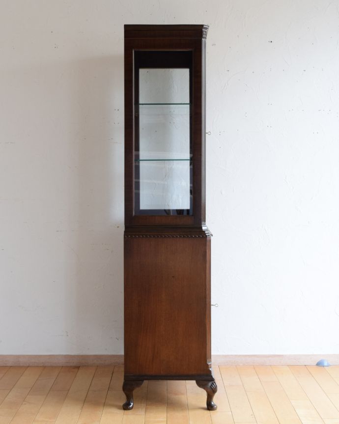 アンティークのキャビネット　アンティーク家具　英国輸入のアンティーク家具、マホガニーのガラスキャビネット（ブックケース） 。横から見ると･･･横面もガラス。(k-1661-f)