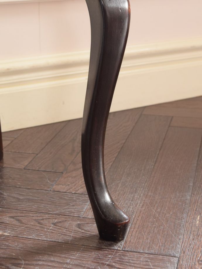 アンティーク椅子の脚