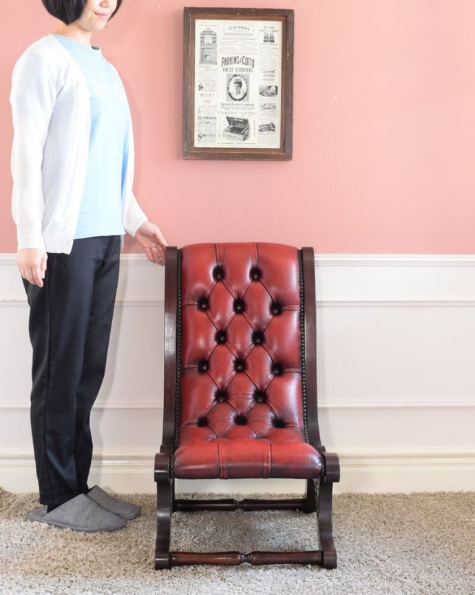 1Pソファ(ラウンジチェア)　アンティーク チェア　アンティーク チャイルドチェアー。とにかくカッコいい！英国チェスターフィールド高級感漂う究極の一脚。(k-1683-c)
