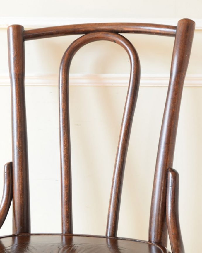 ベントウッドチェアの背もたれ