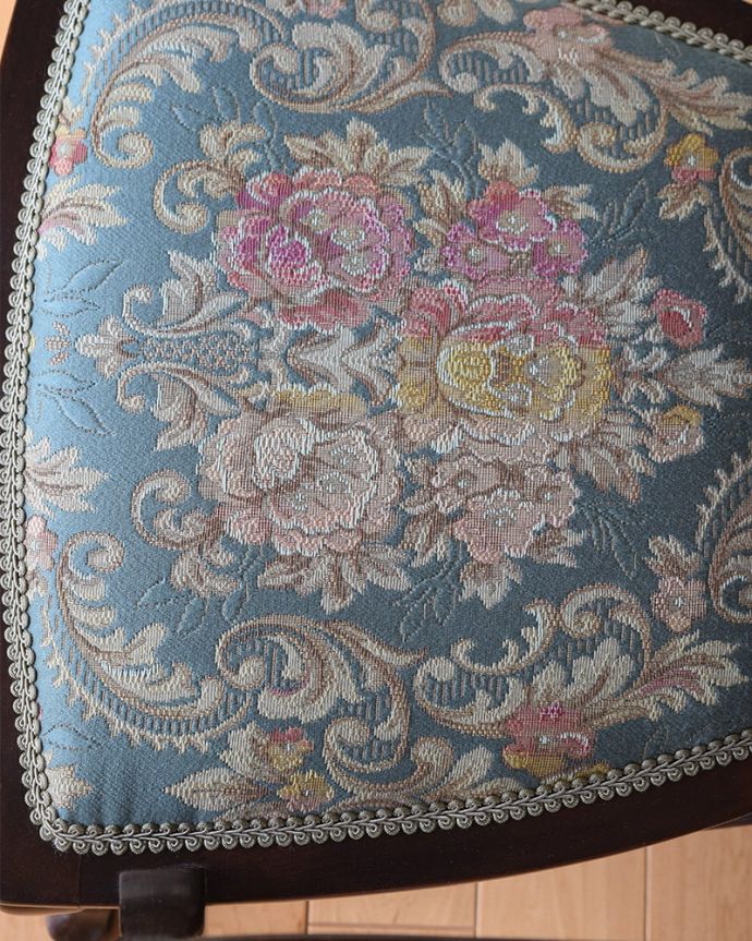 サロンチェアの座面の生地