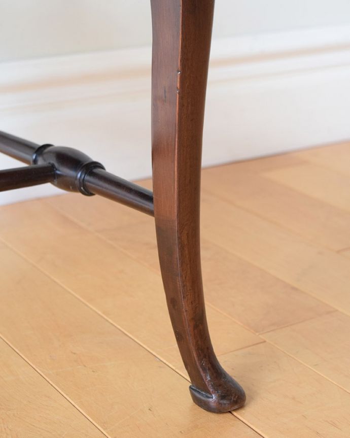 アンティーク椅子の脚