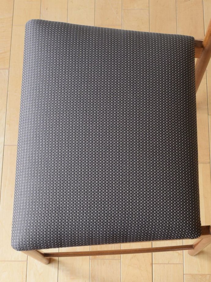 ビンテージチェアの座面