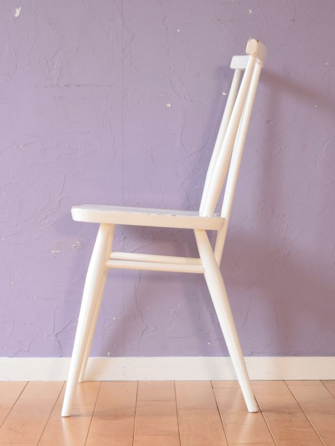 アーコールチェアの側面