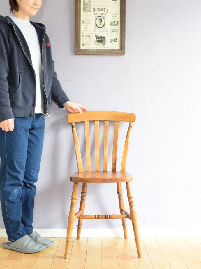 アンティークのキッチンチェア