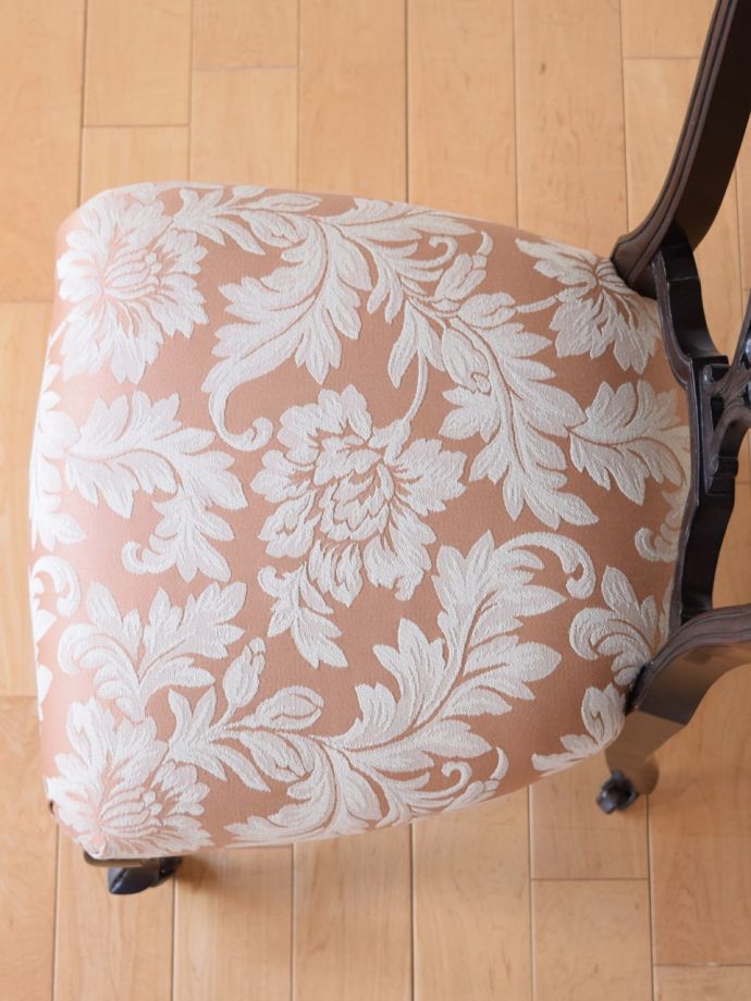 アンティークの椅子の座面