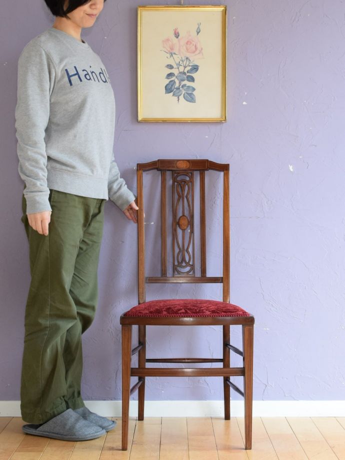 英国アンティークのサロンチェア