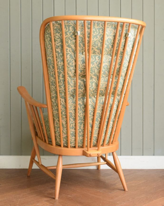 アーム付きチェア　アンティークチェア・椅子　アーコールチェアUP用(ラウンジチェア/クッション付)　やっぱりアーコール。(k-1738-c)