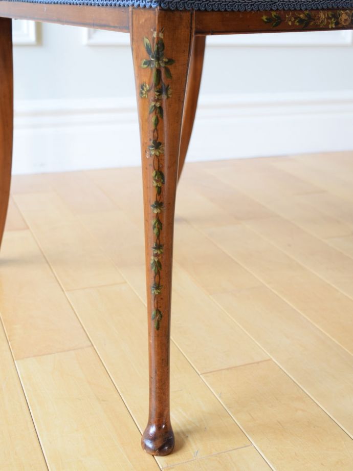 アンティーク椅子の脚