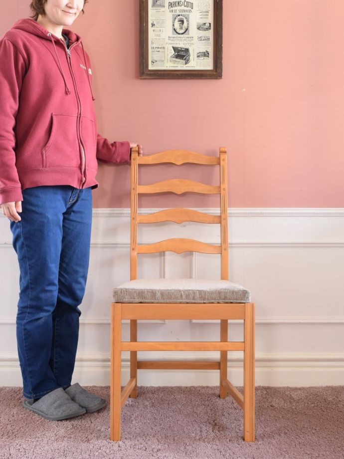 アーコールのダイニングチェア