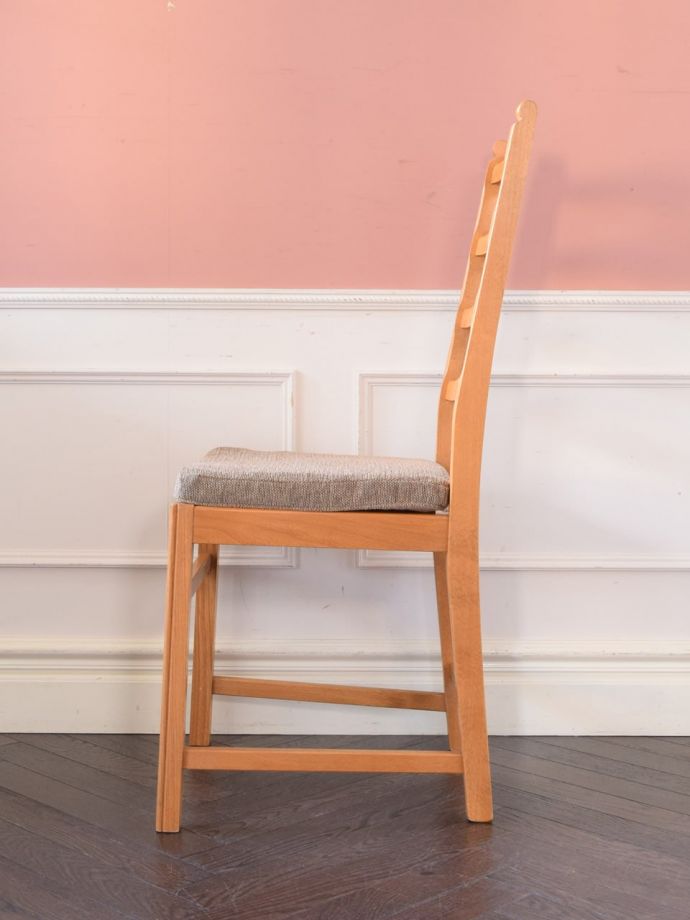 アーコールチェアの側面