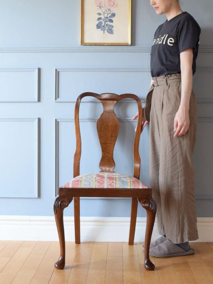 アン女王時代に作られた英国の代表的な椅子