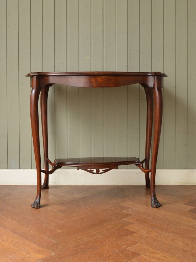 オケージョナルテーブルの側面