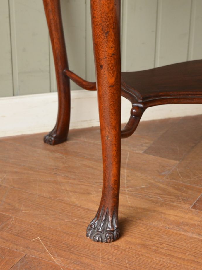 アンティーク家具の脚