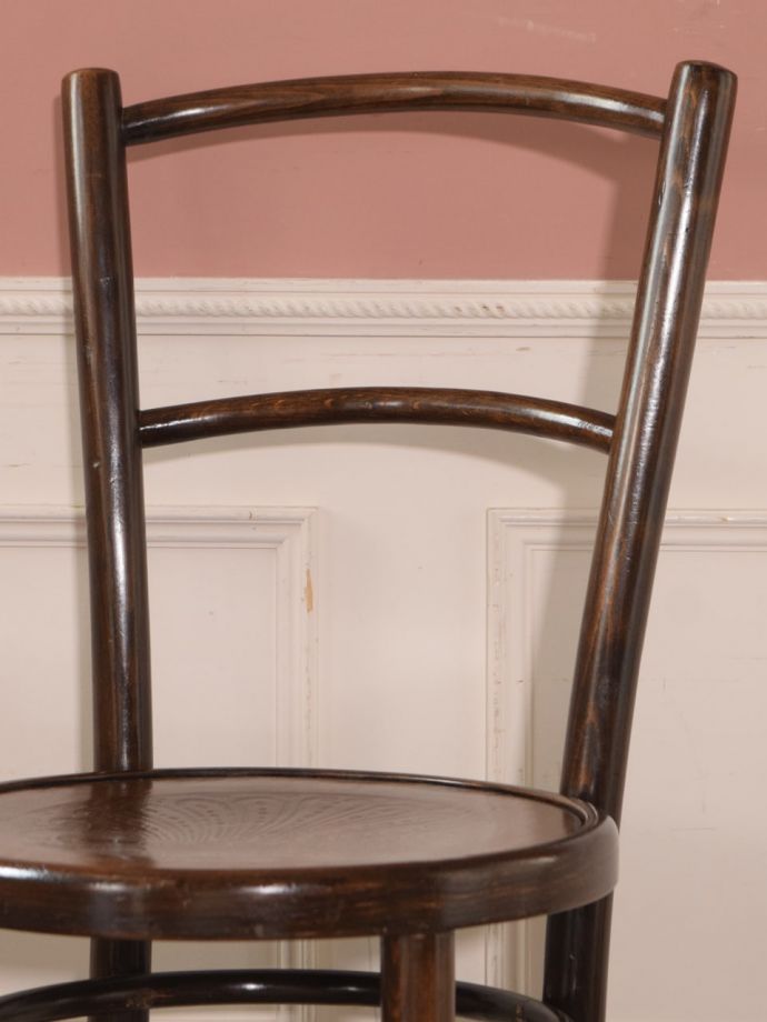 ベントウッドチェアの背もたれ