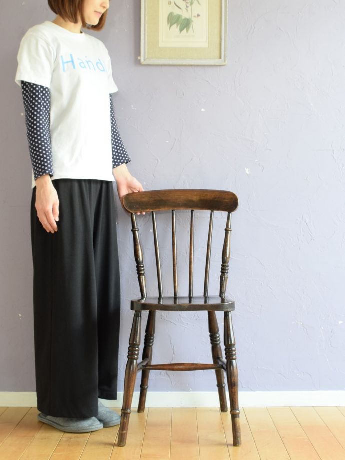 アンティークのキッチンチェア