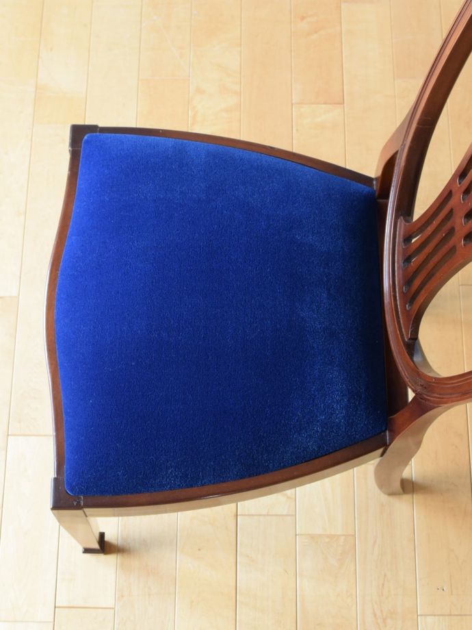 アンティークの椅子の座面