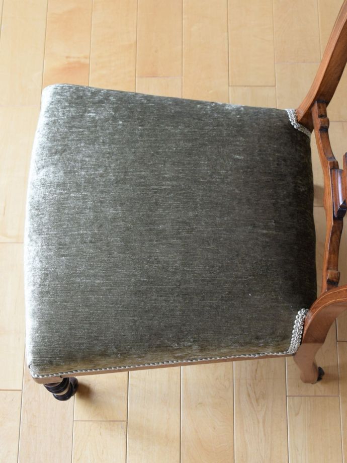 アンティークの椅子の座面