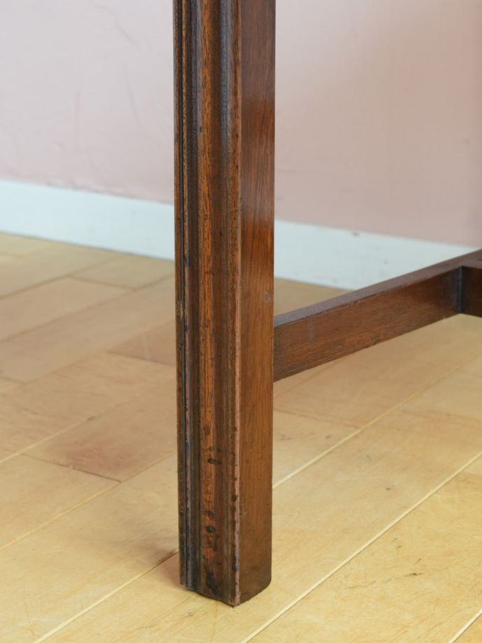 アンティーク椅子の脚