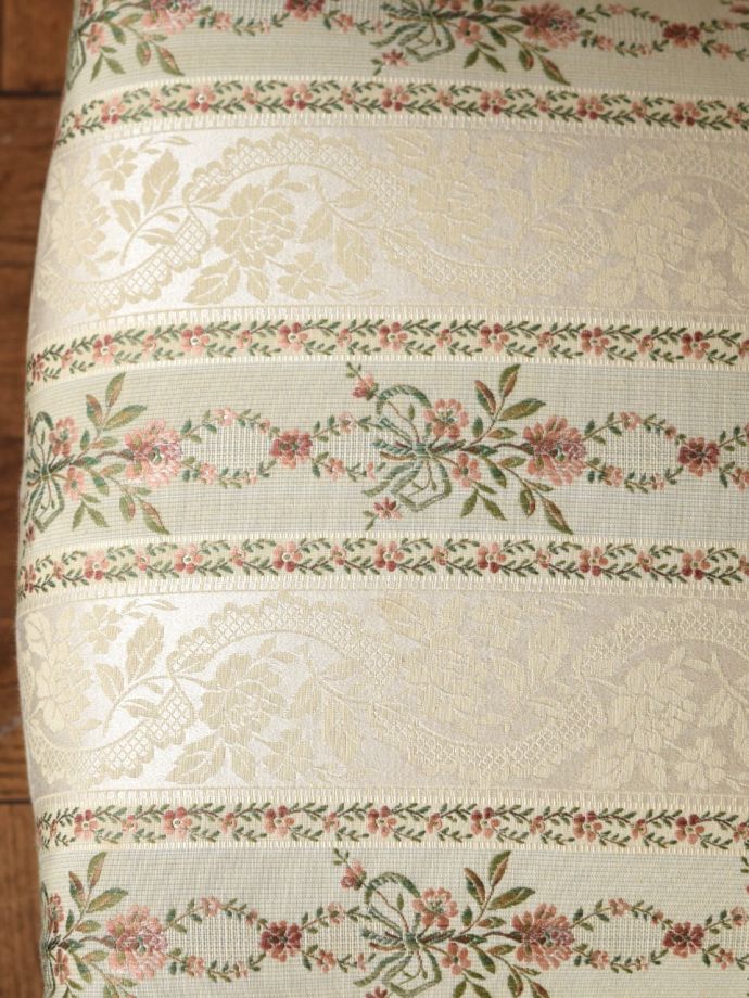 サロンチェアの座面の生地