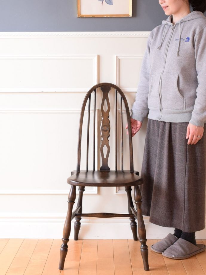 アンティークのキッチンチェア